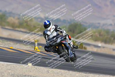 media/Nov-12-2023-SoCal Trackdays (Sun) [[5d1fba4e7d]]/Turn 14 (1035am)/